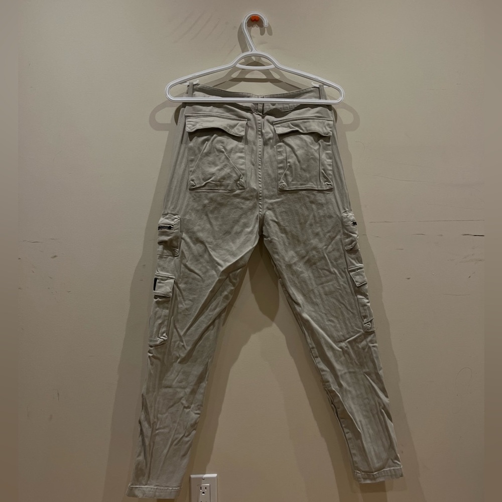 OVO cargos - Picture 2 of 2